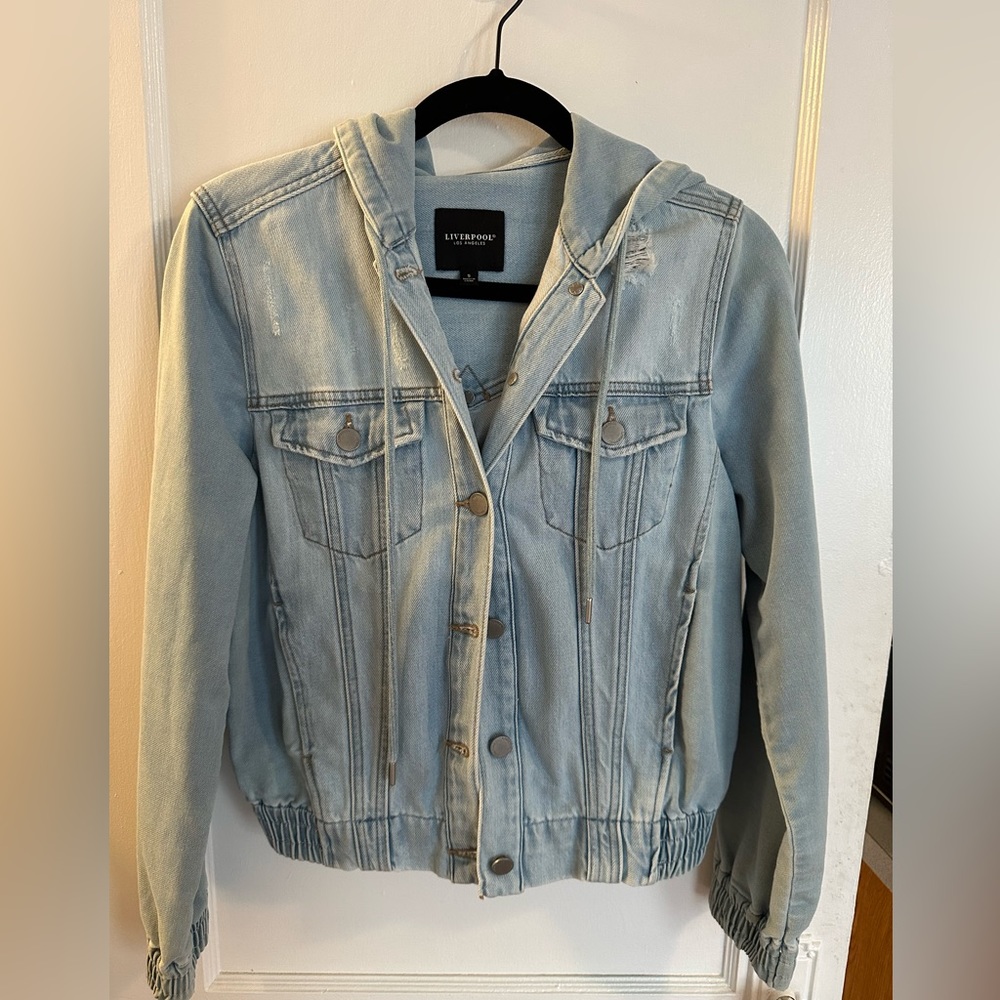Hooded jean jacket, size S